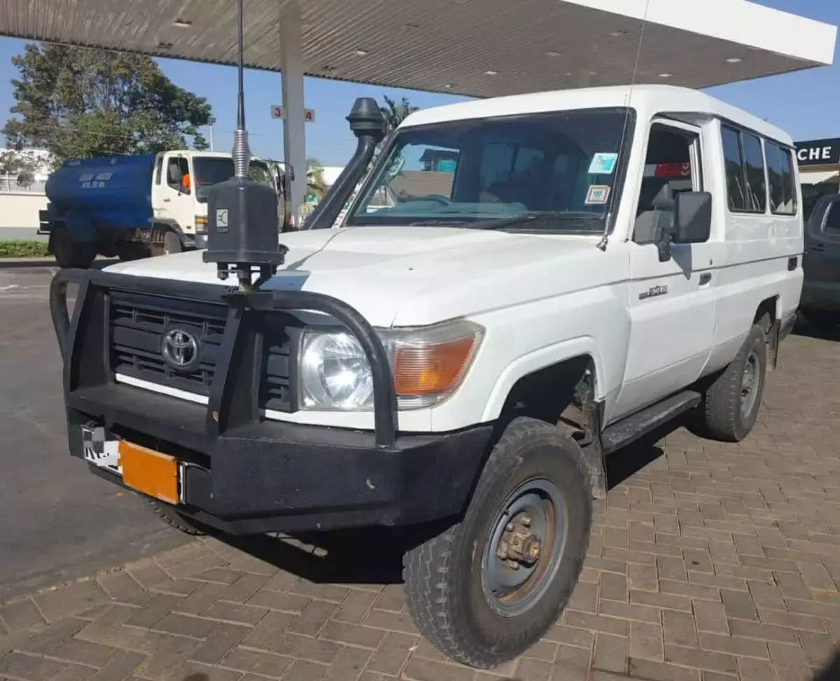 Toyota Landcruiser HZJ - 2016