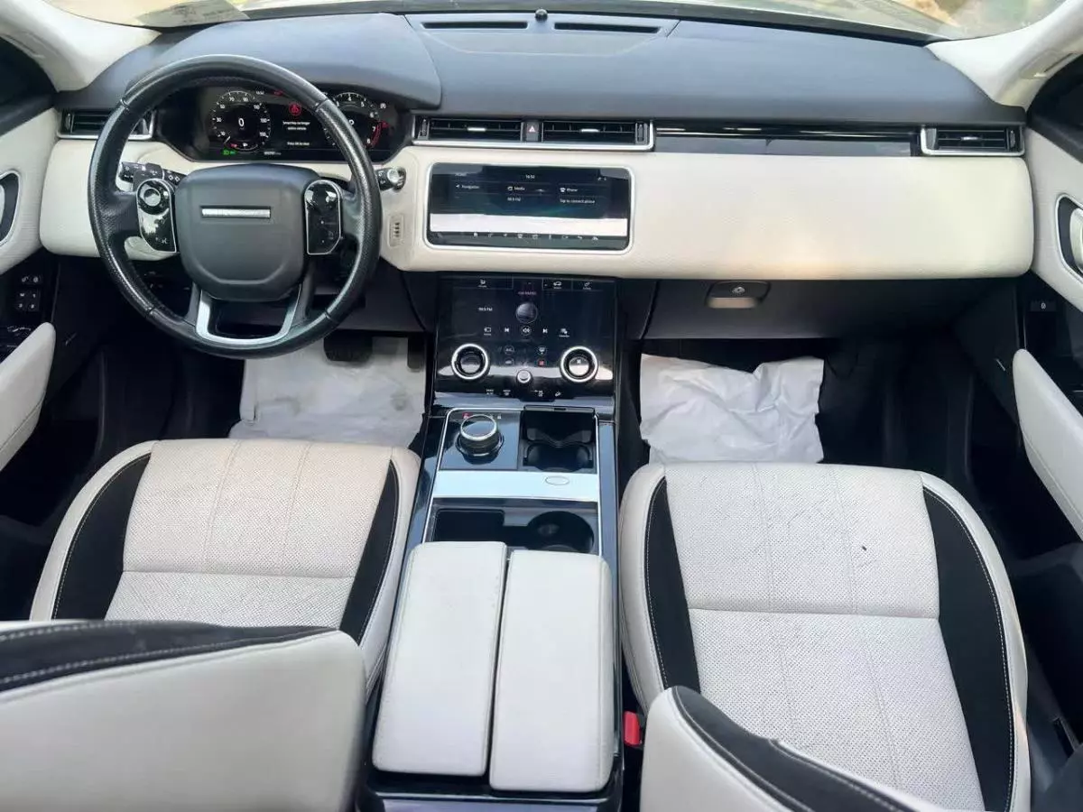 Land Rover Range Rover Velar   - 2018