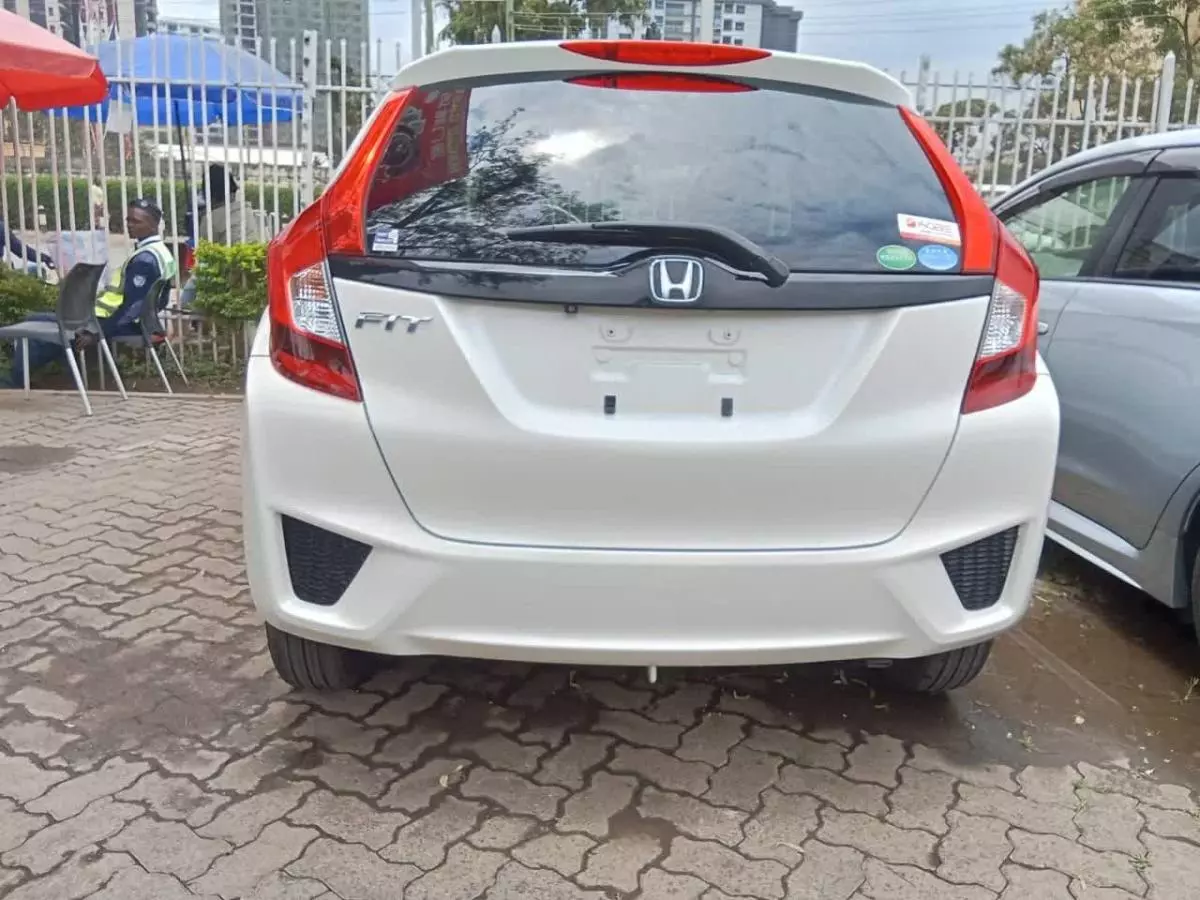 Honda Fit   - 2017