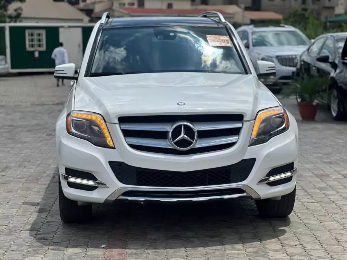 Mercedes-Benz GLK 350   - 2014