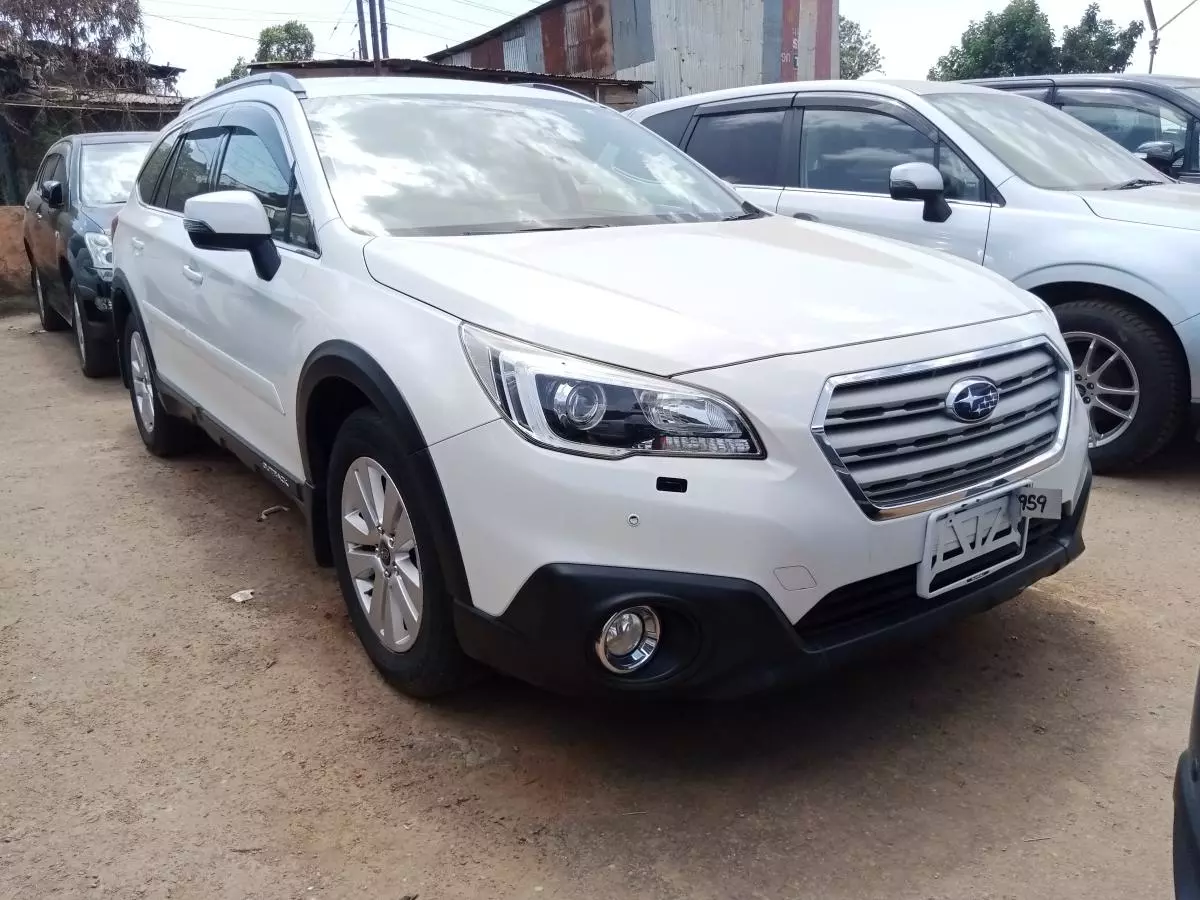 Subaru Outback   - 2014