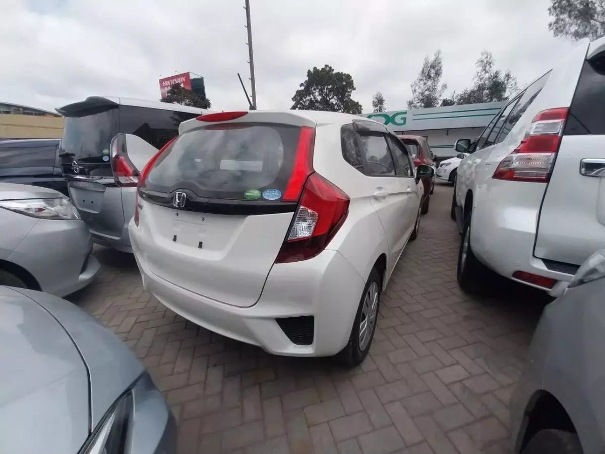 Honda Fit   - 2017