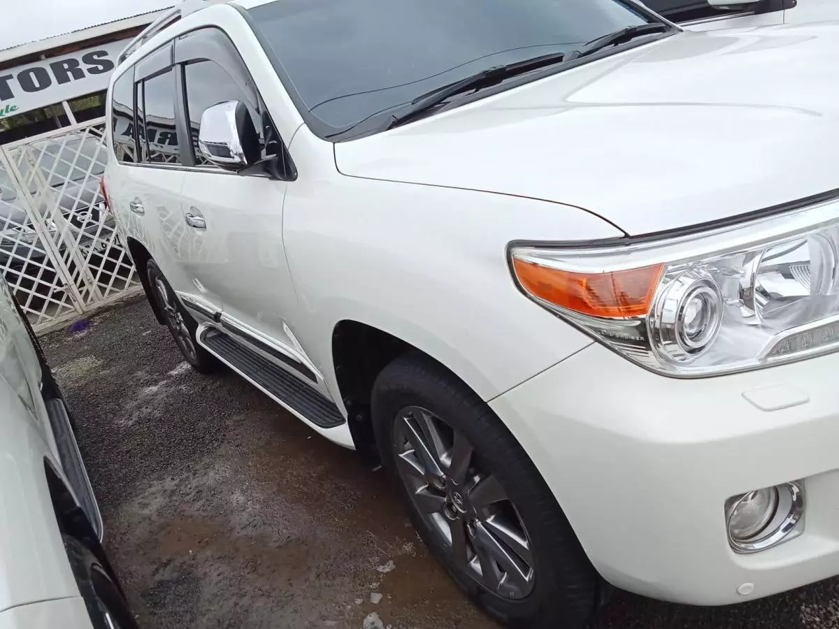 Toyota Land Cruiser Prado   - 2014