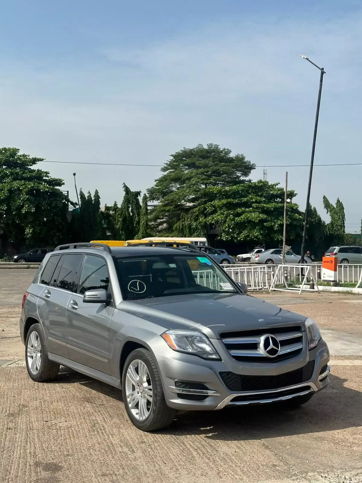 Mercedes-Benz GLK 350   - 2013