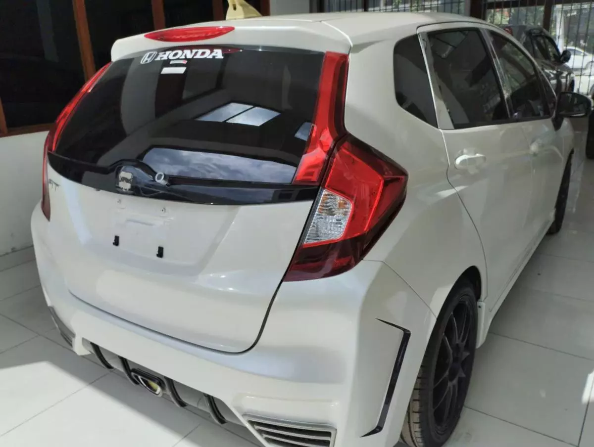 Honda Fit - 2016