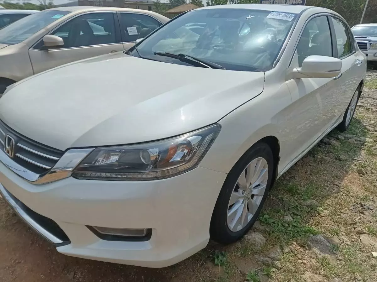 Honda Accord   - 2013