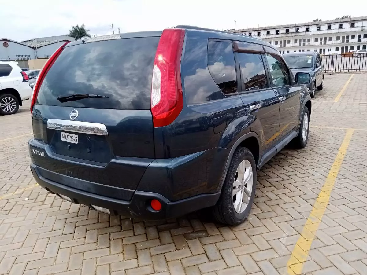 Nissan X-Trail   - 2009