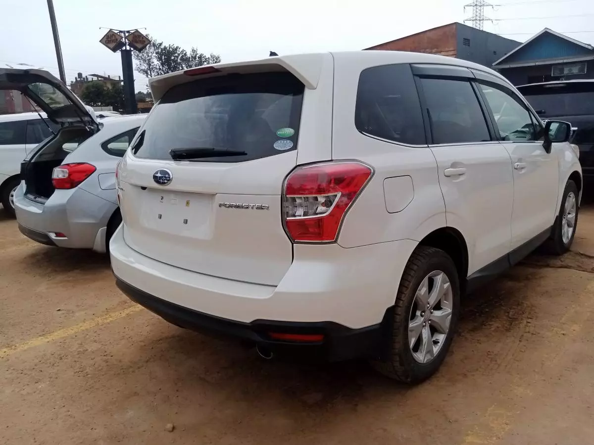 Subaru Forester   - 2014