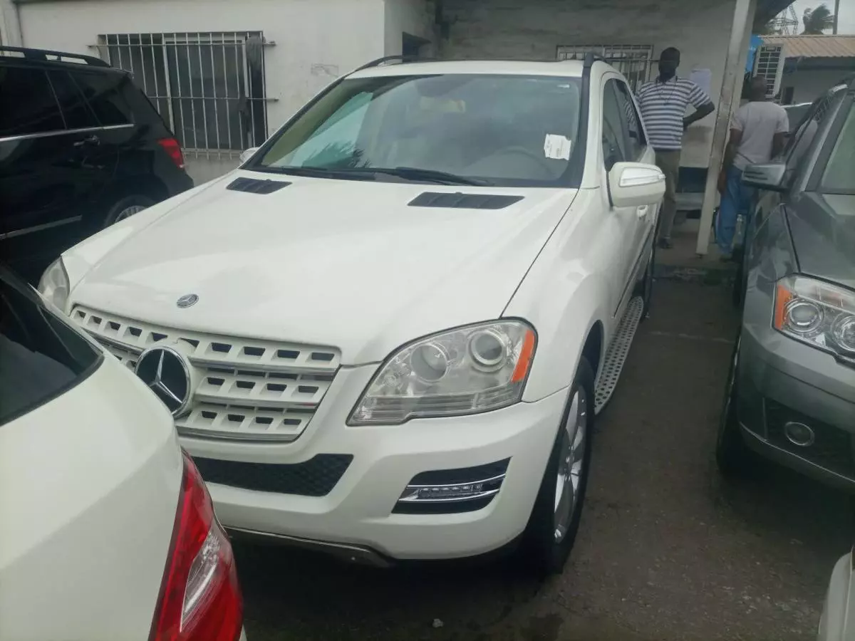 Mercedes-Benz ML 350   - 2010