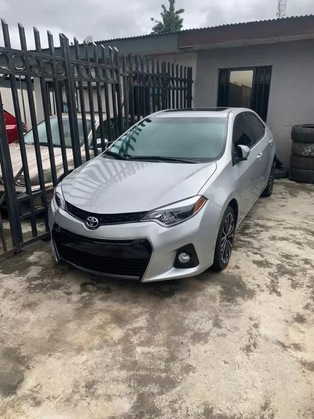 Toyota Corolla   - 2015