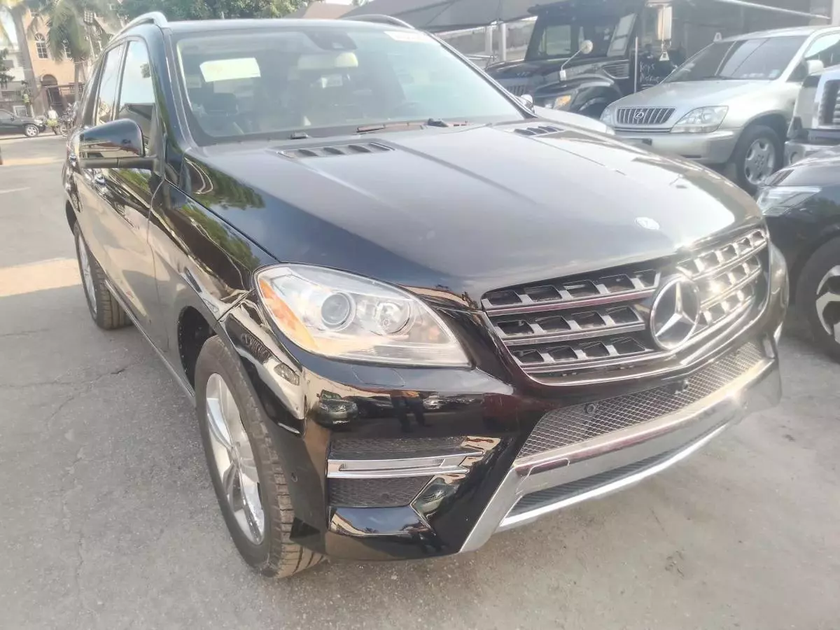 Mercedes-Benz ML 350   - 2012