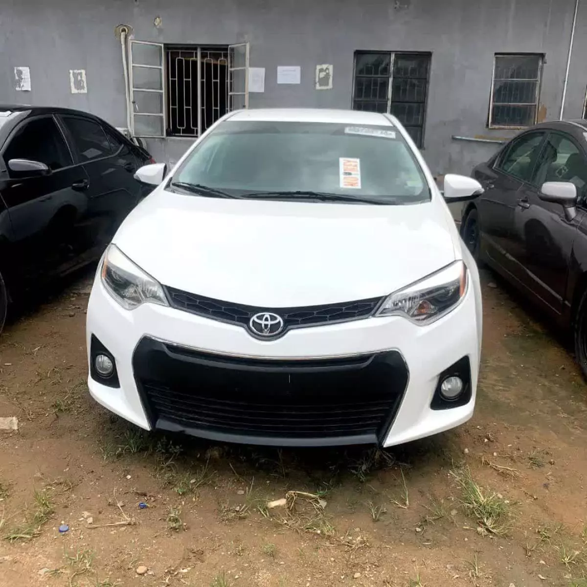 Toyota Corolla   - 2015