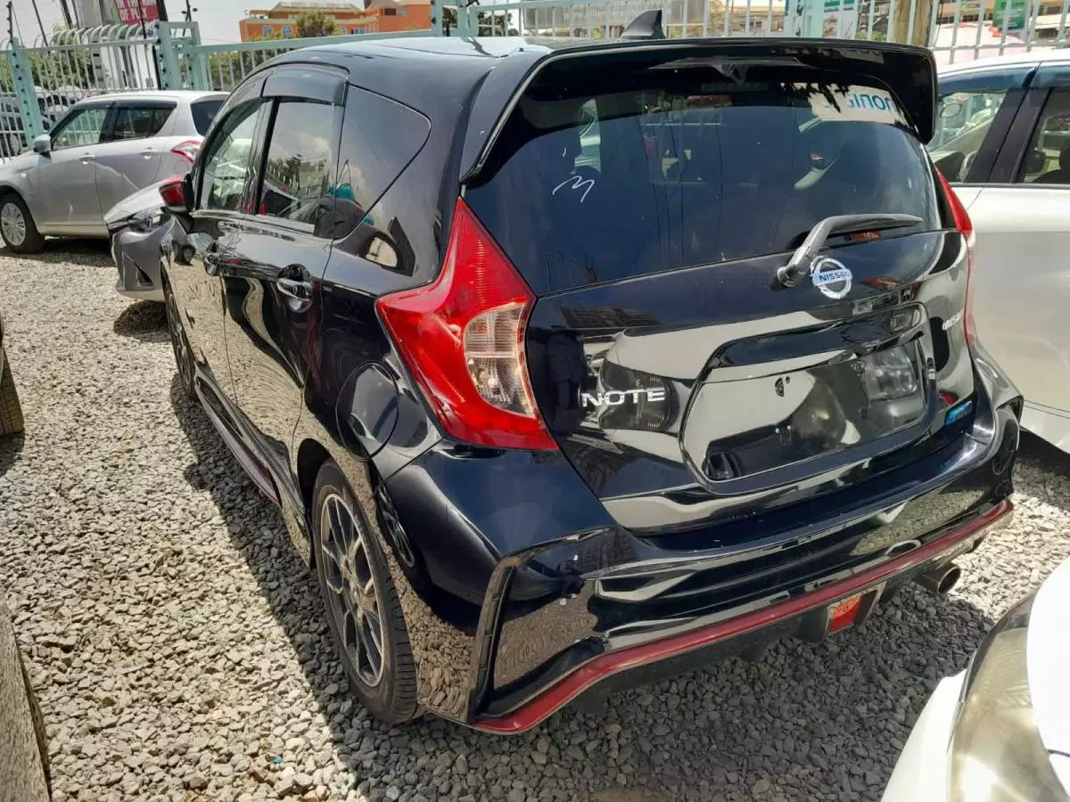 Nissan Note Nismo - 2015