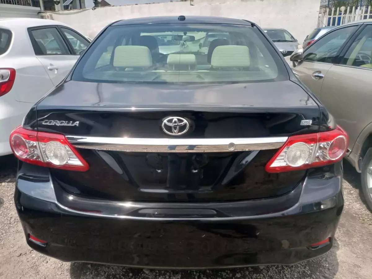 Toyota Corolla - 2011