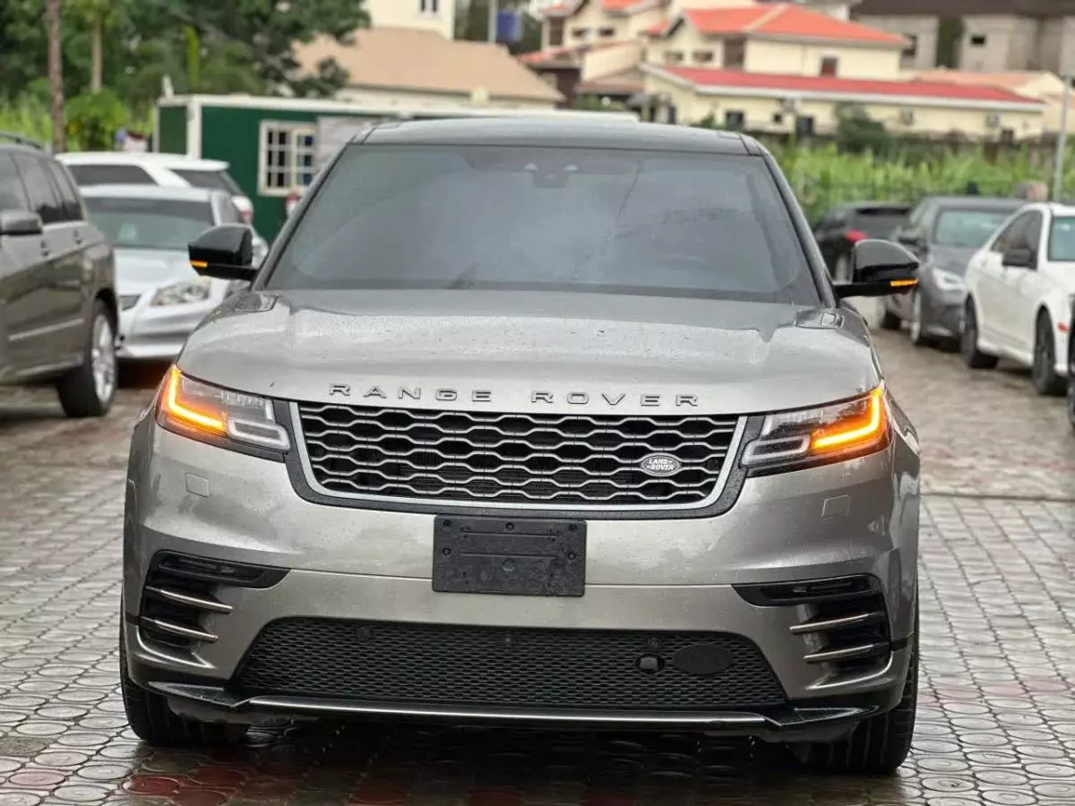 Land Rover Range Rover Velar   - 2019