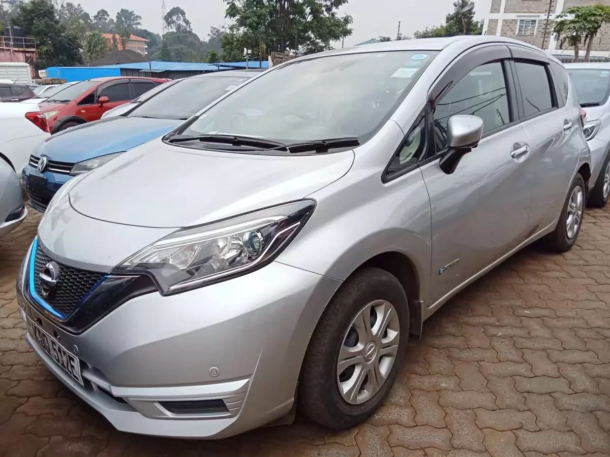 Nissan Note Hybrid E-Power   - 2016