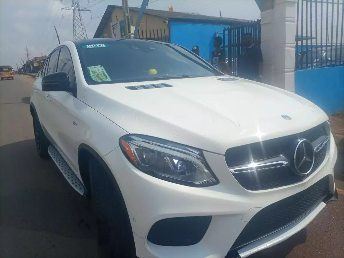 Mercedes-Benz GLE 43 AMG - 2019