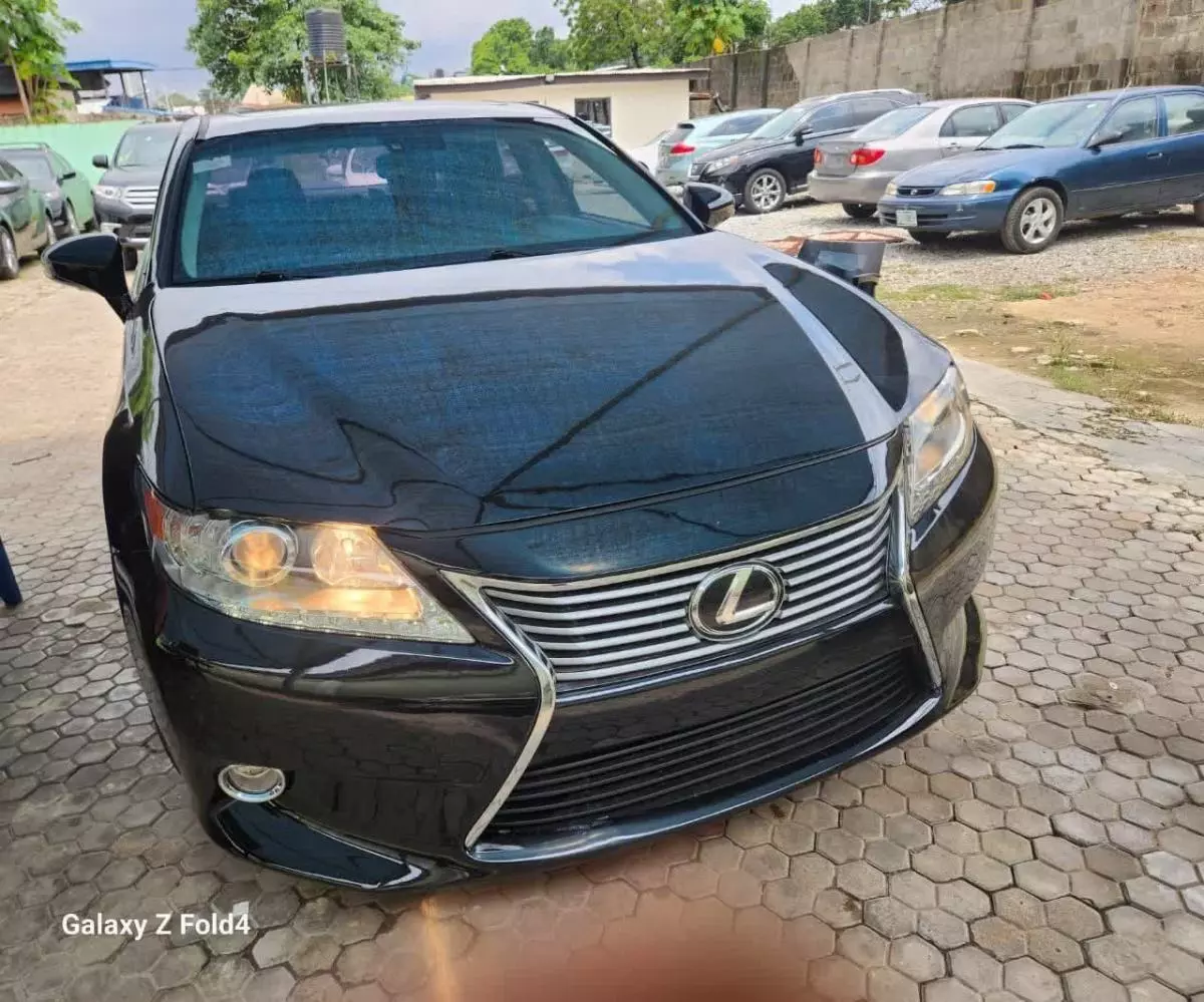 Lexus ES 350   - 2015