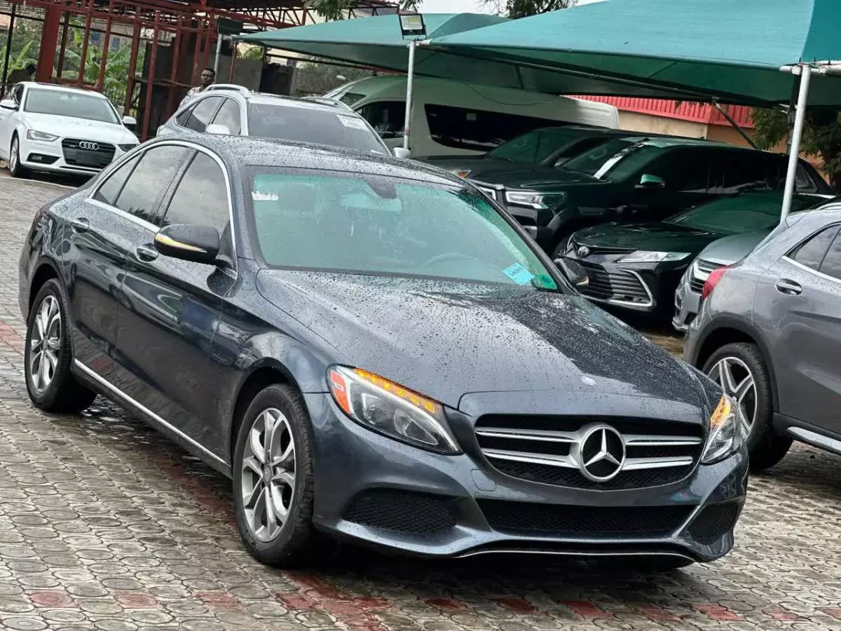 Mercedes-Benz C 300   - 2015