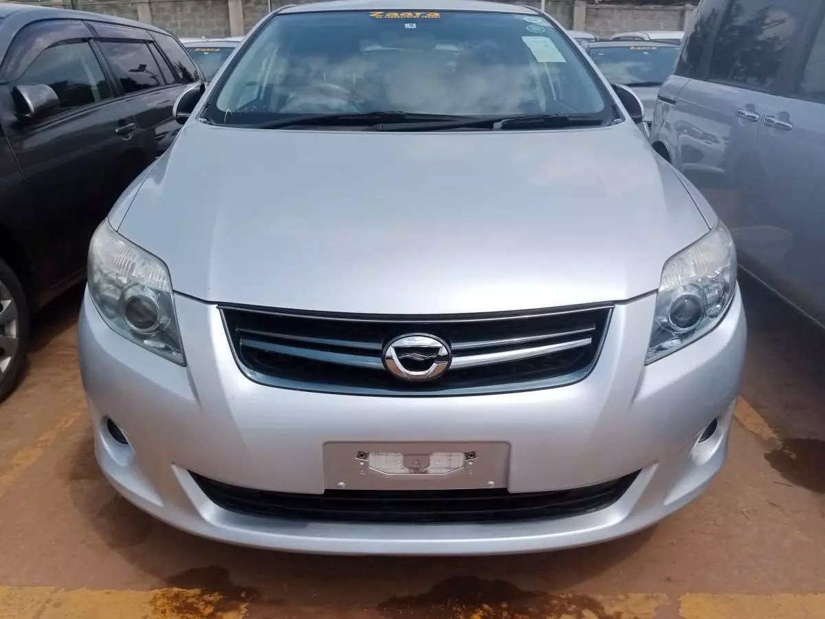 Toyota Fielder    - 2011