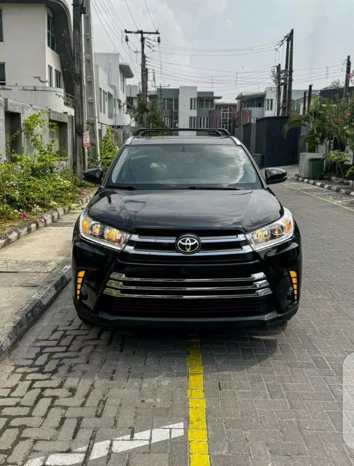 Toyota Highlander   - 2015