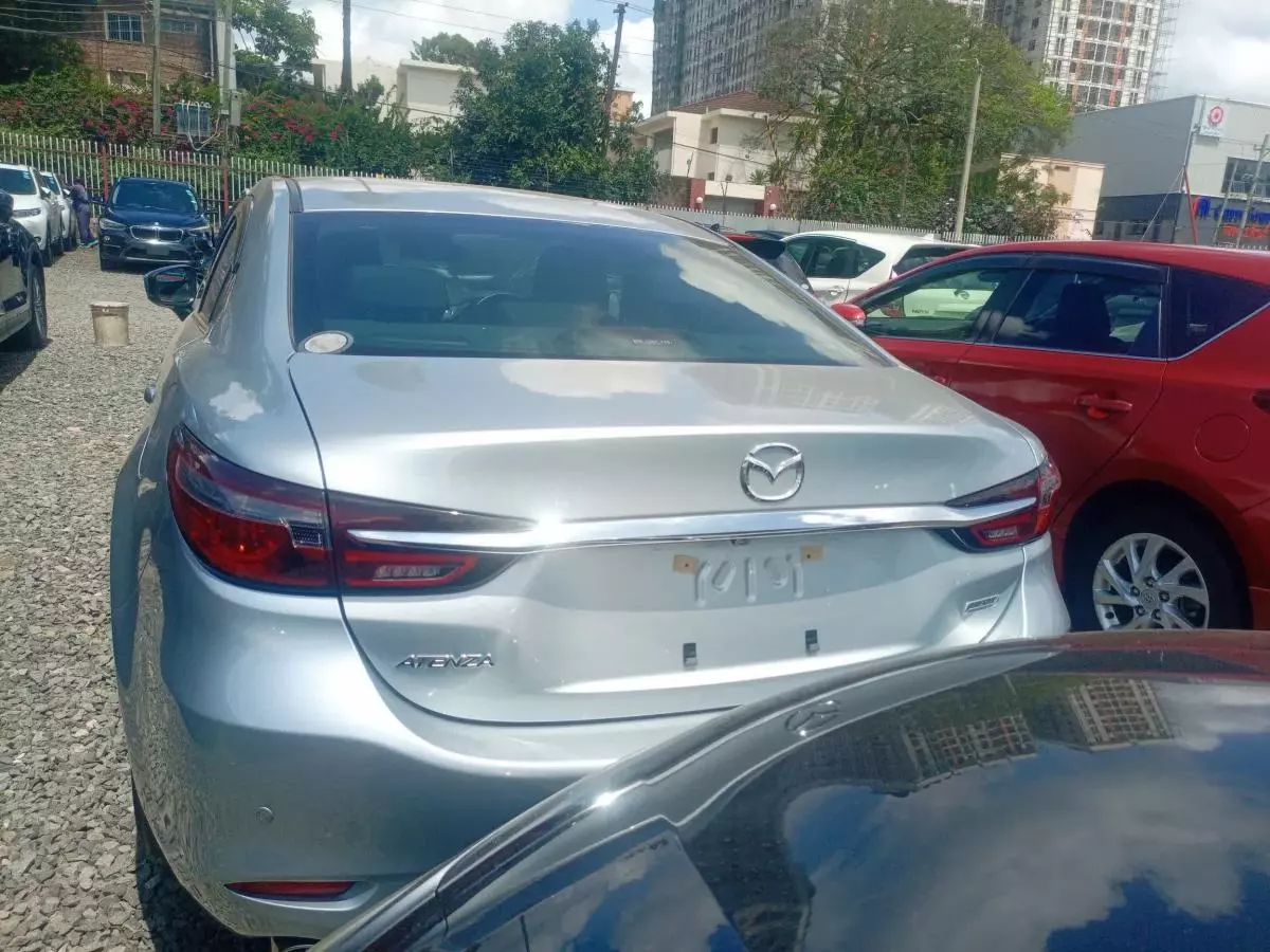 Mazda Atenza    - 2018