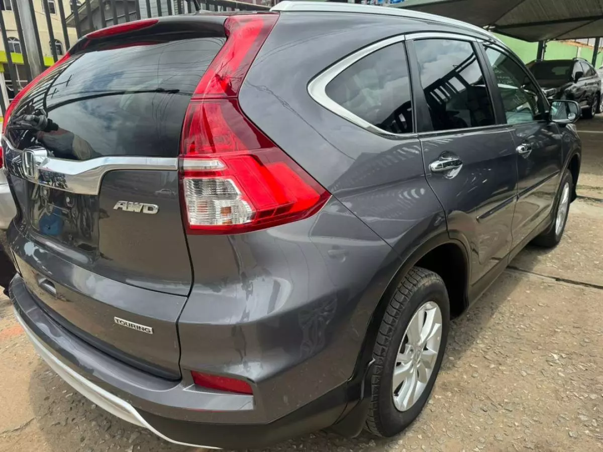 Honda CR-V   - 2016