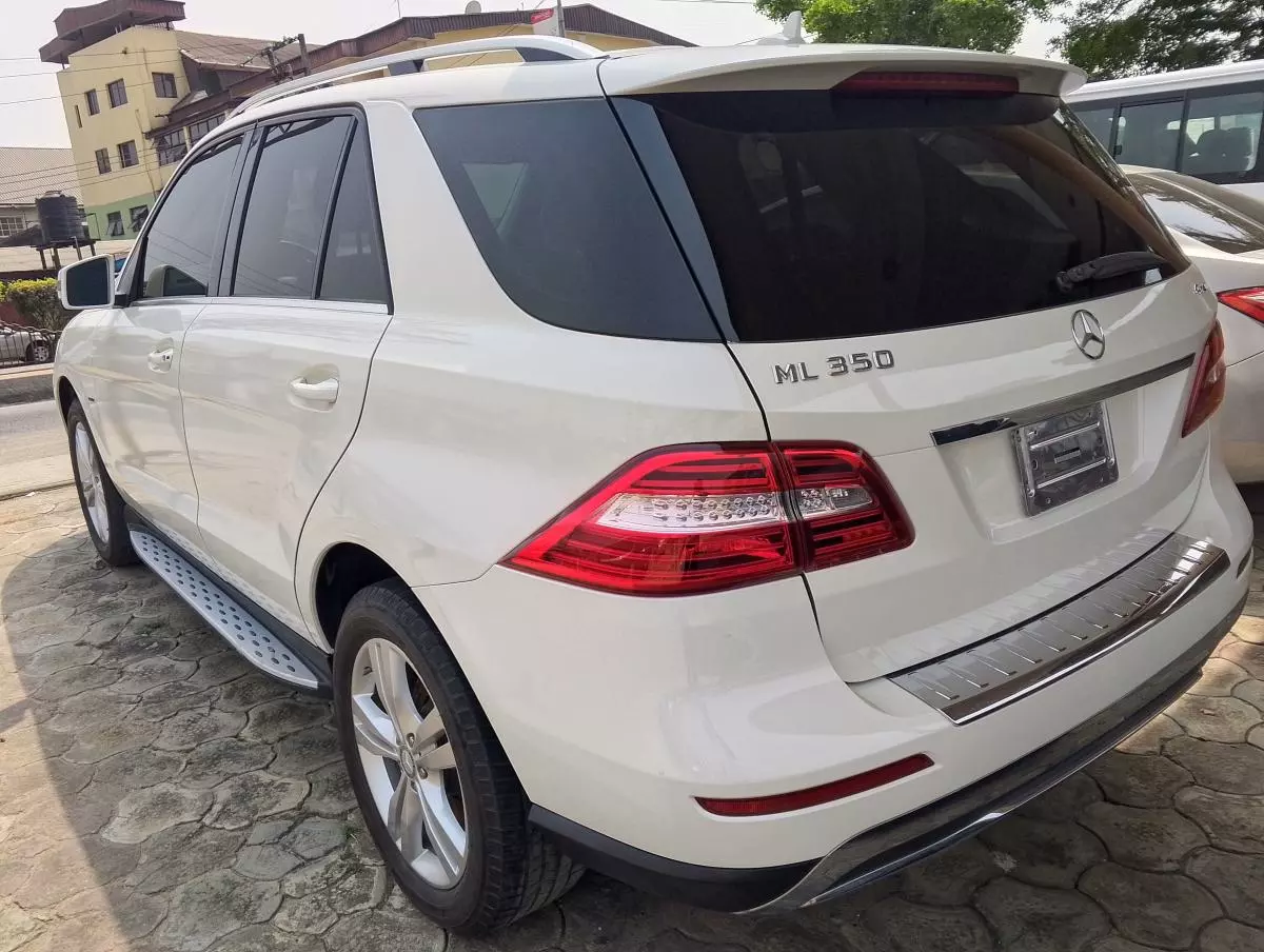 Mercedes-Benz ML 350   - 2012