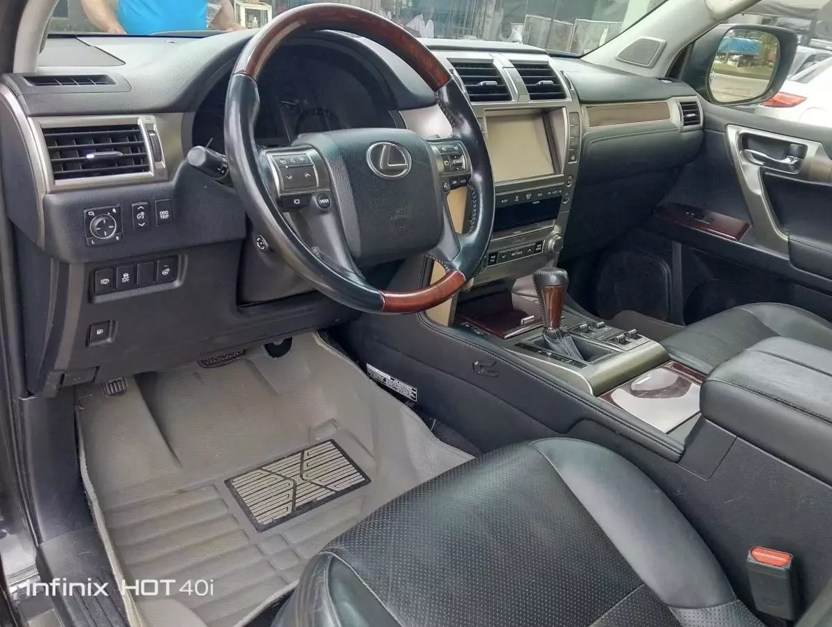 Lexus GX 460   - 2016