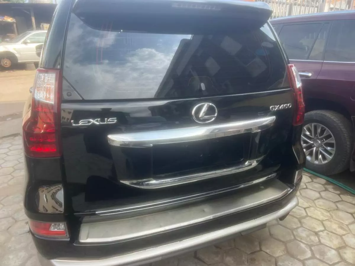 Lexus GX 460   - 2019