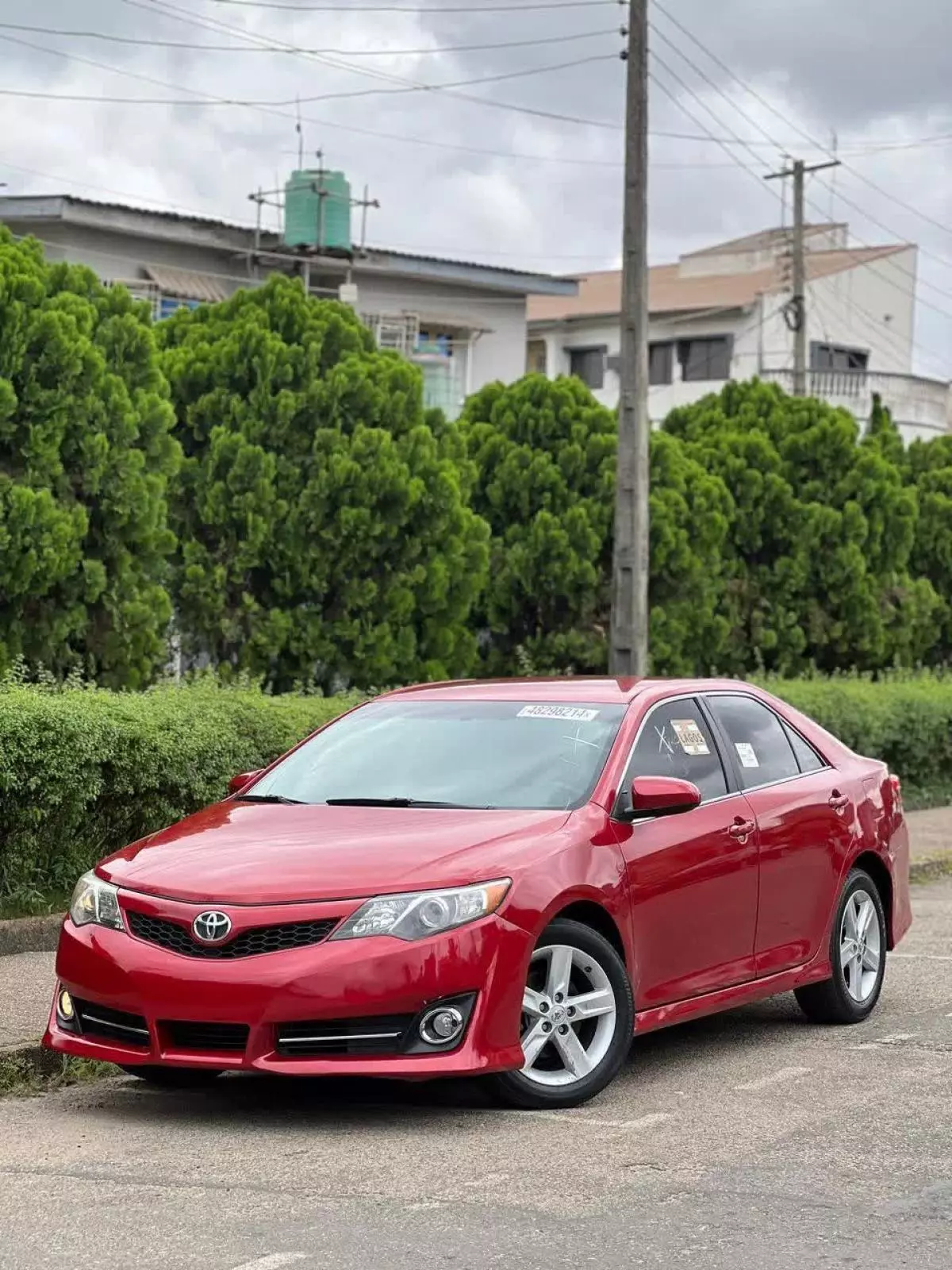 Toyota Camry   - 2013