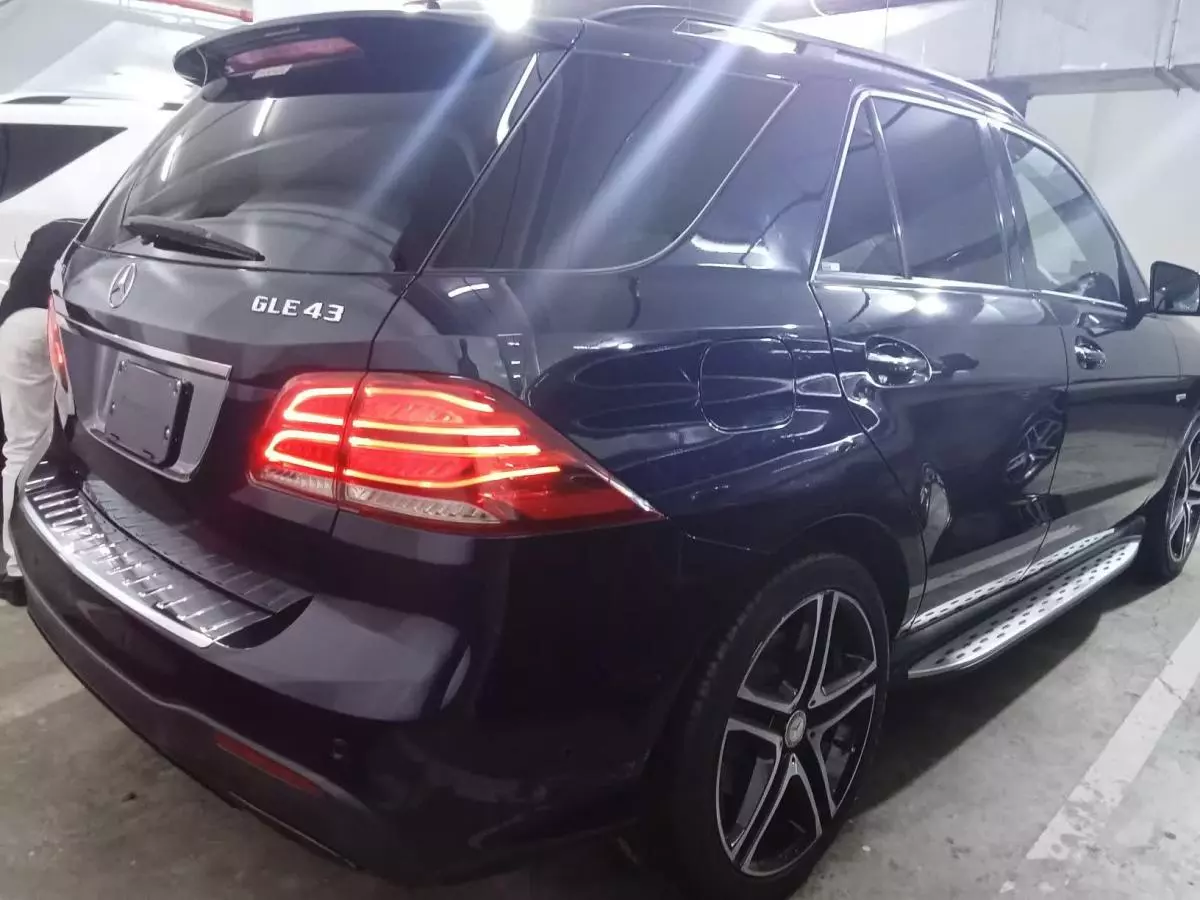 Mercedes-Benz GLE 43 AMG   - 2017