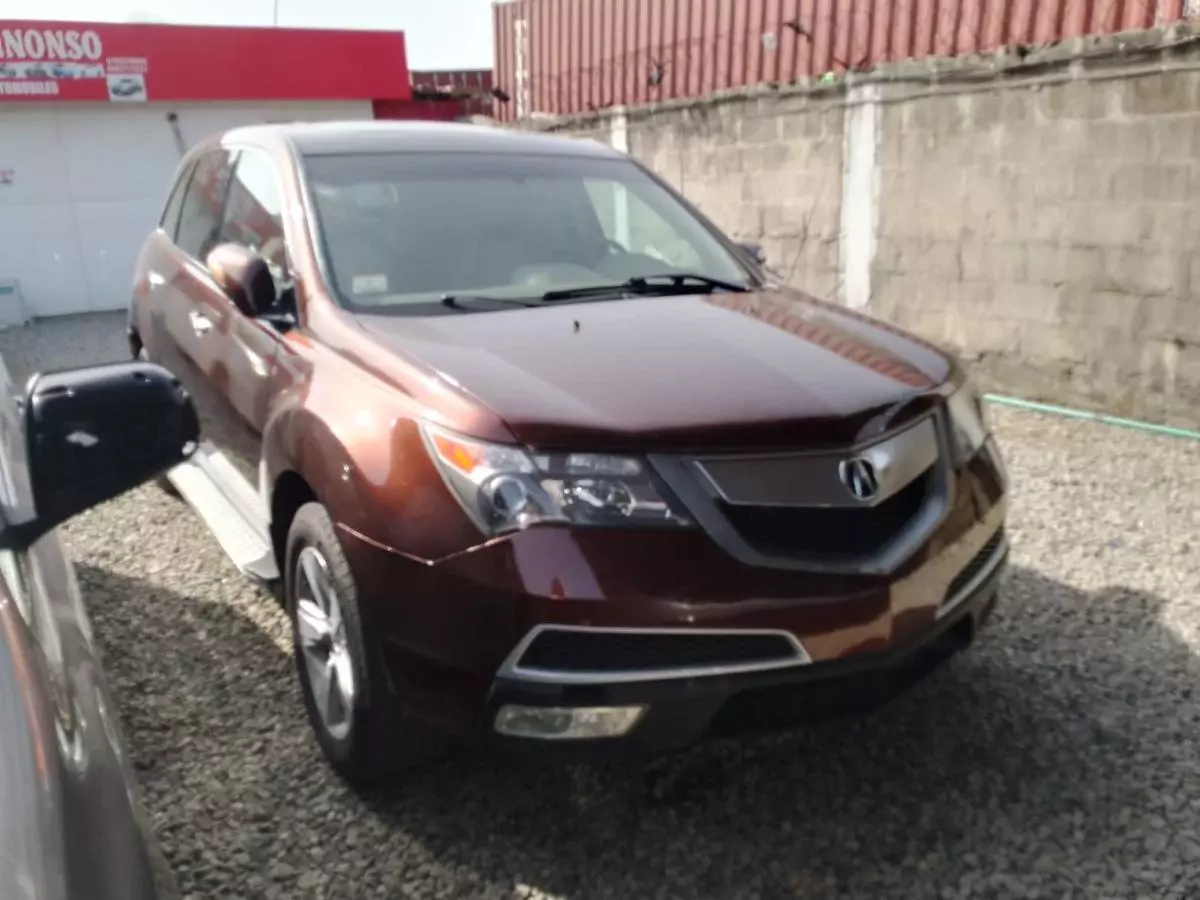 Acura MDX   - 2010