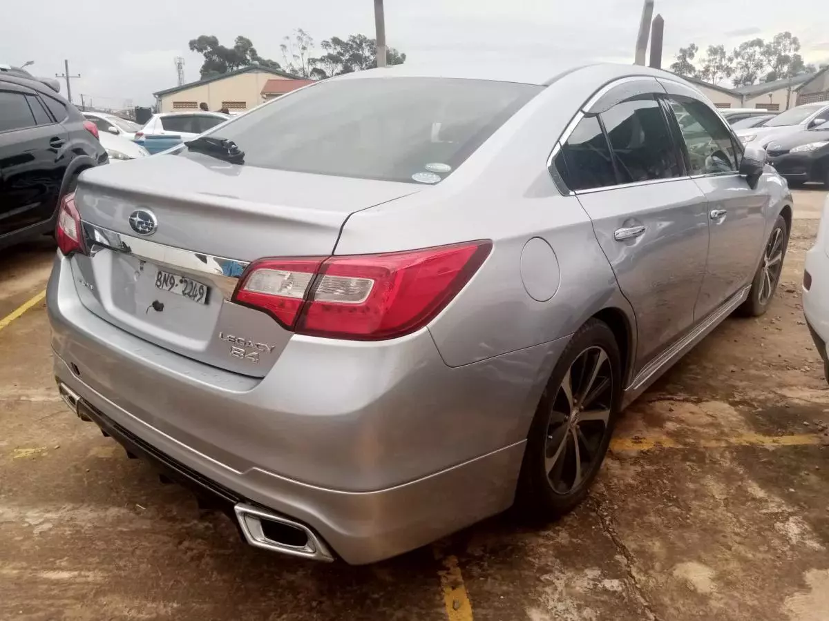 Subaru Legacy B4   - 2015