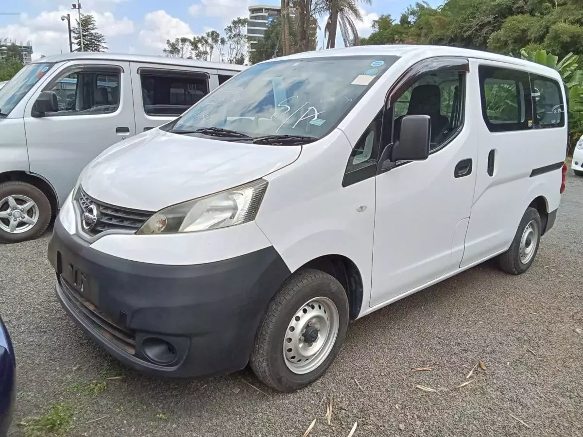 Nissan NV200   - 2017