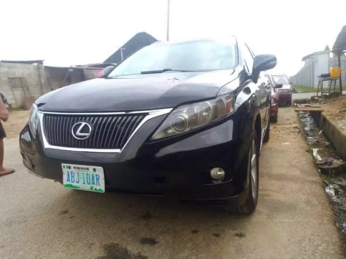 Lexus RX 350   - 2010