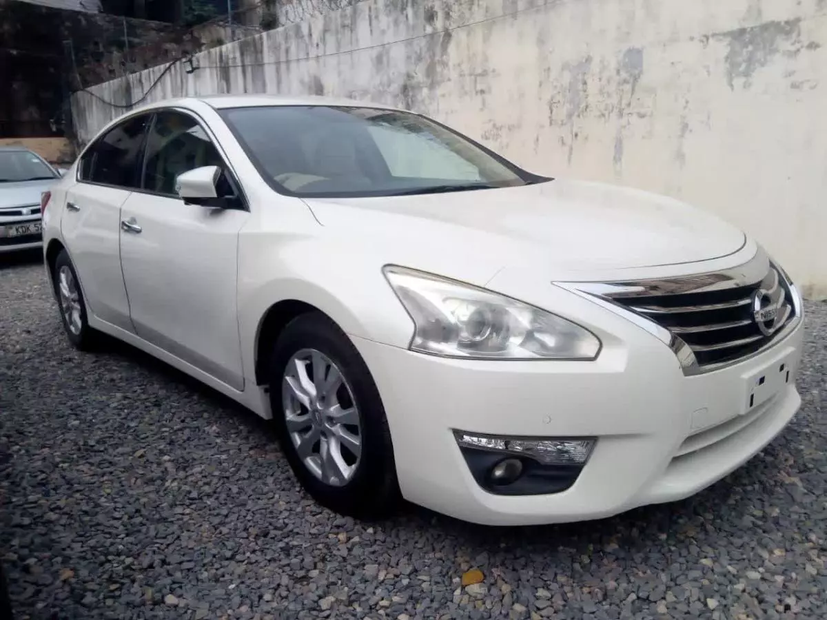 Nissan Teana   - 2017