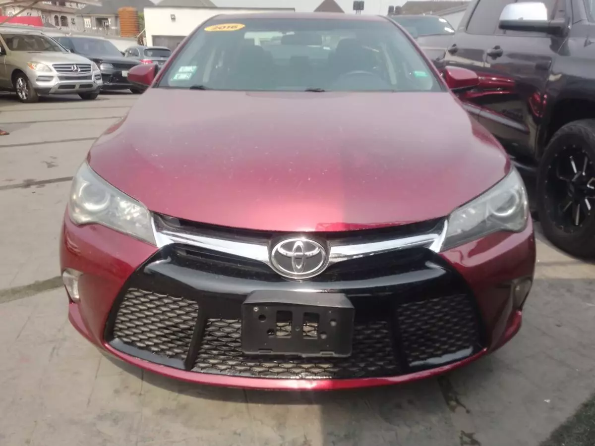 Toyota Camry   - 2015