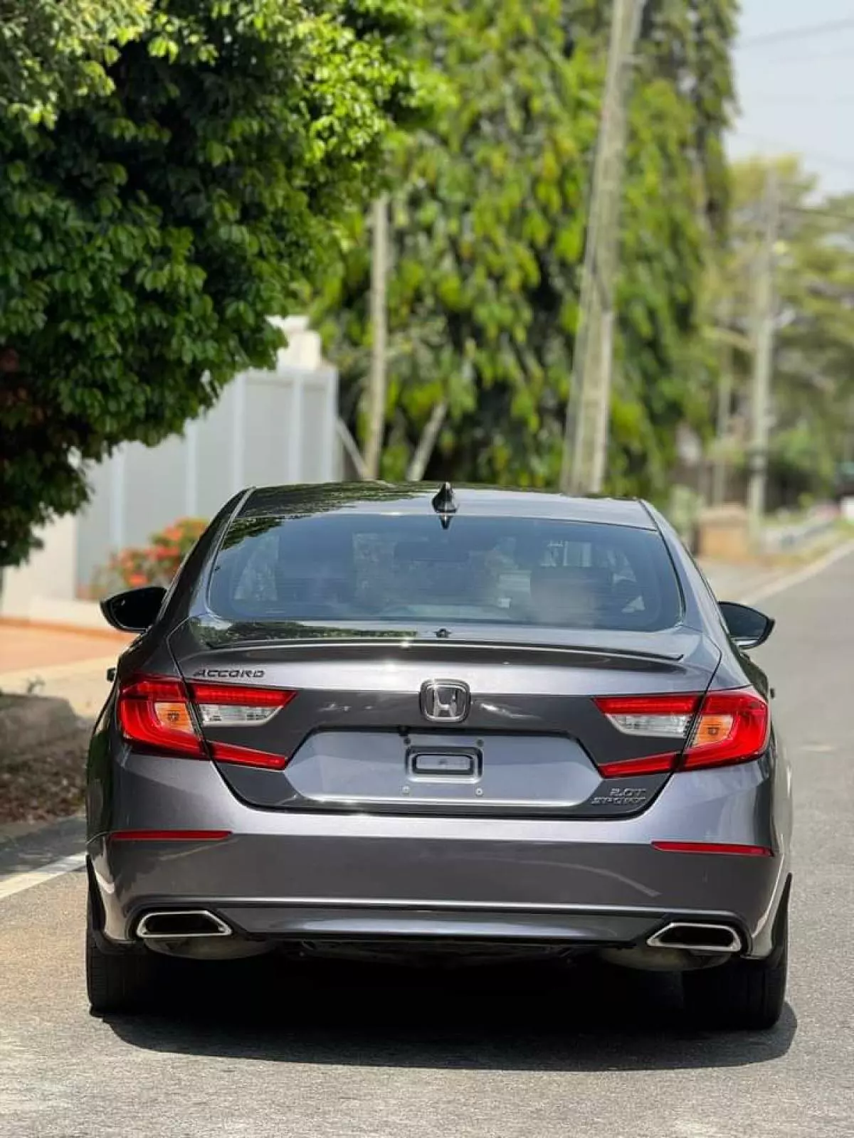 Honda Accord   - 2019