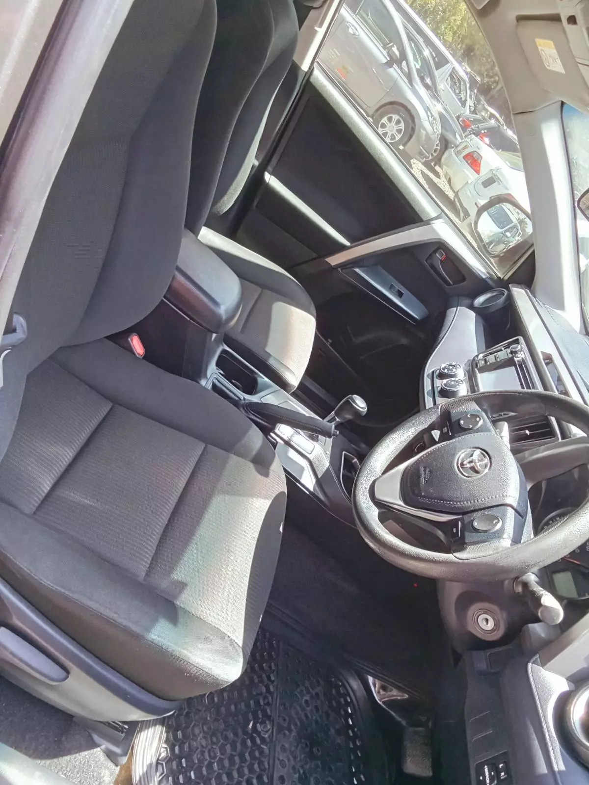 Toyota RAV 4   - 2016