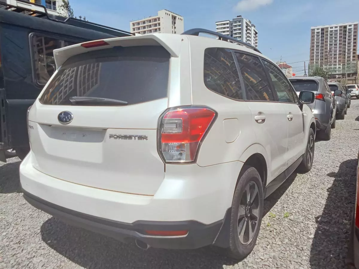 Subaru Forester   - 2016