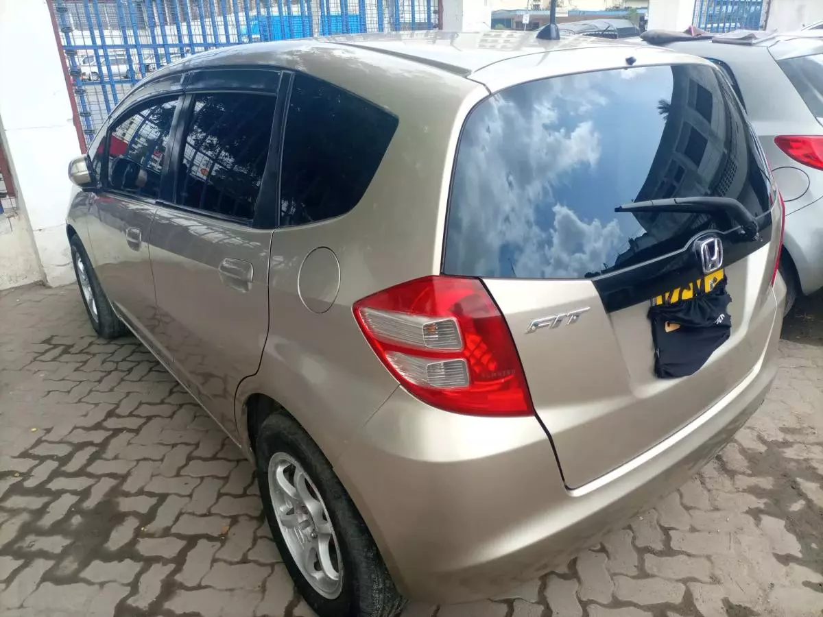 Honda Fit - 2010