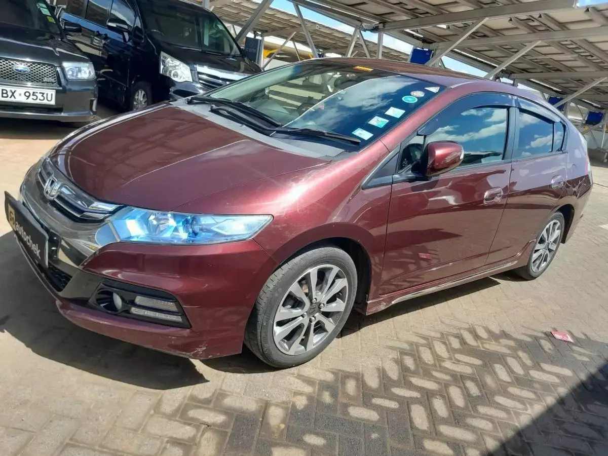 Honda Insight Hybrid    - 2013