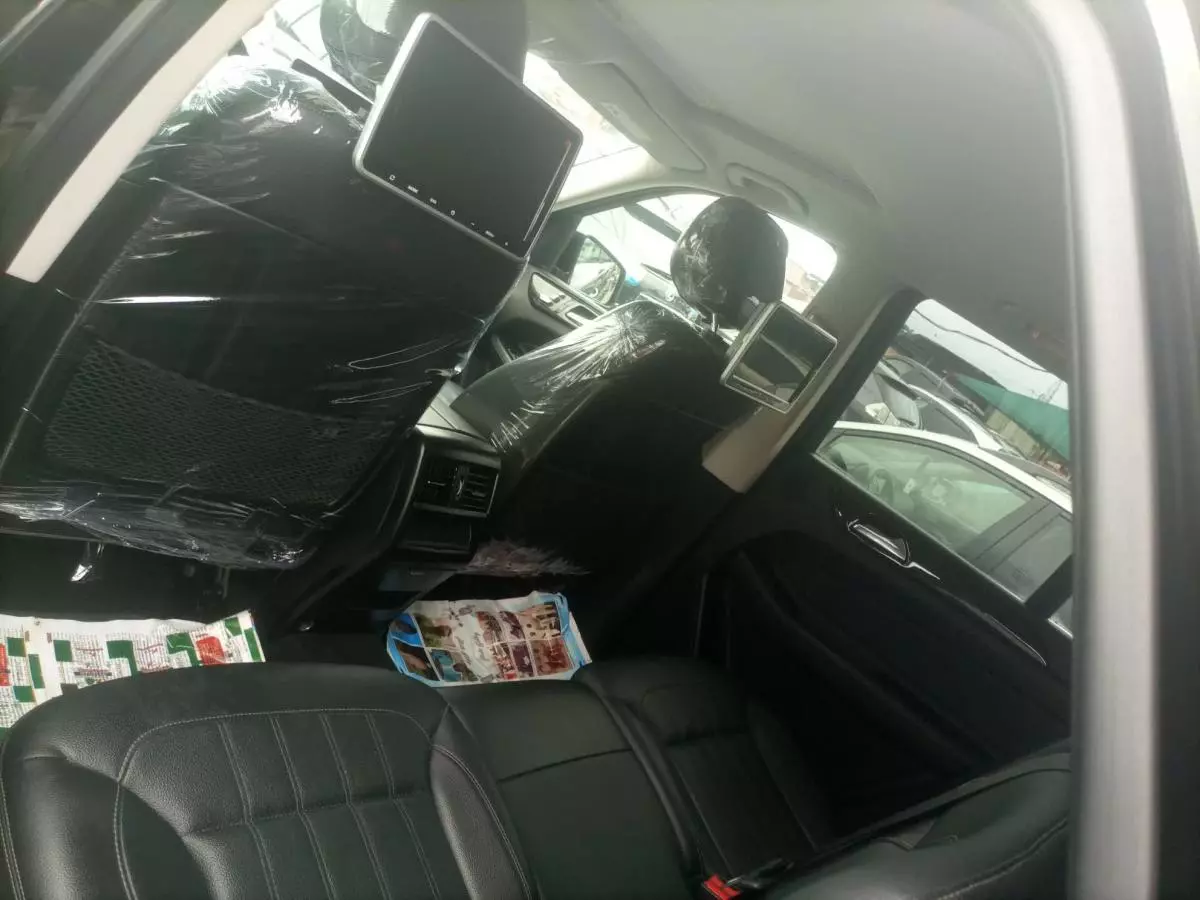 Mercedes-Benz GLE 350 - 2016