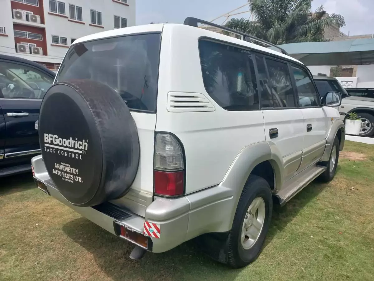 Toyota Land Cruiser - 2008
