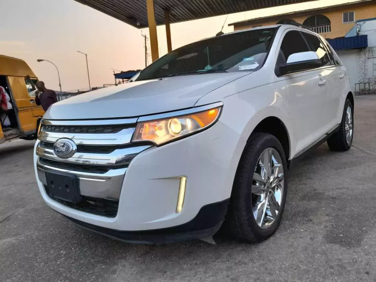 Ford Edge   - 2013