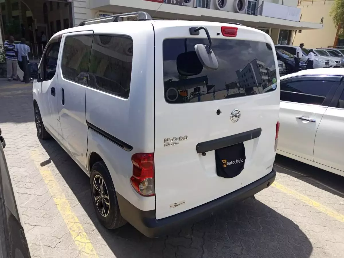 Nissan NV200 - 2014