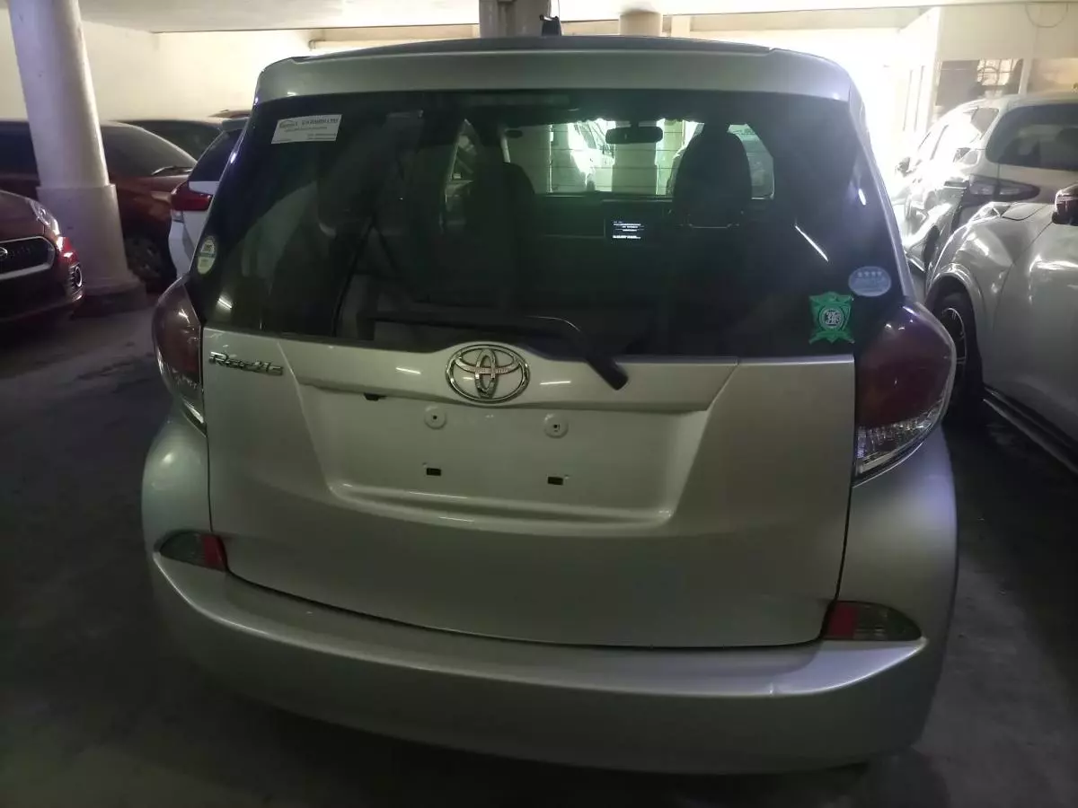Toyota Ractis - 2016