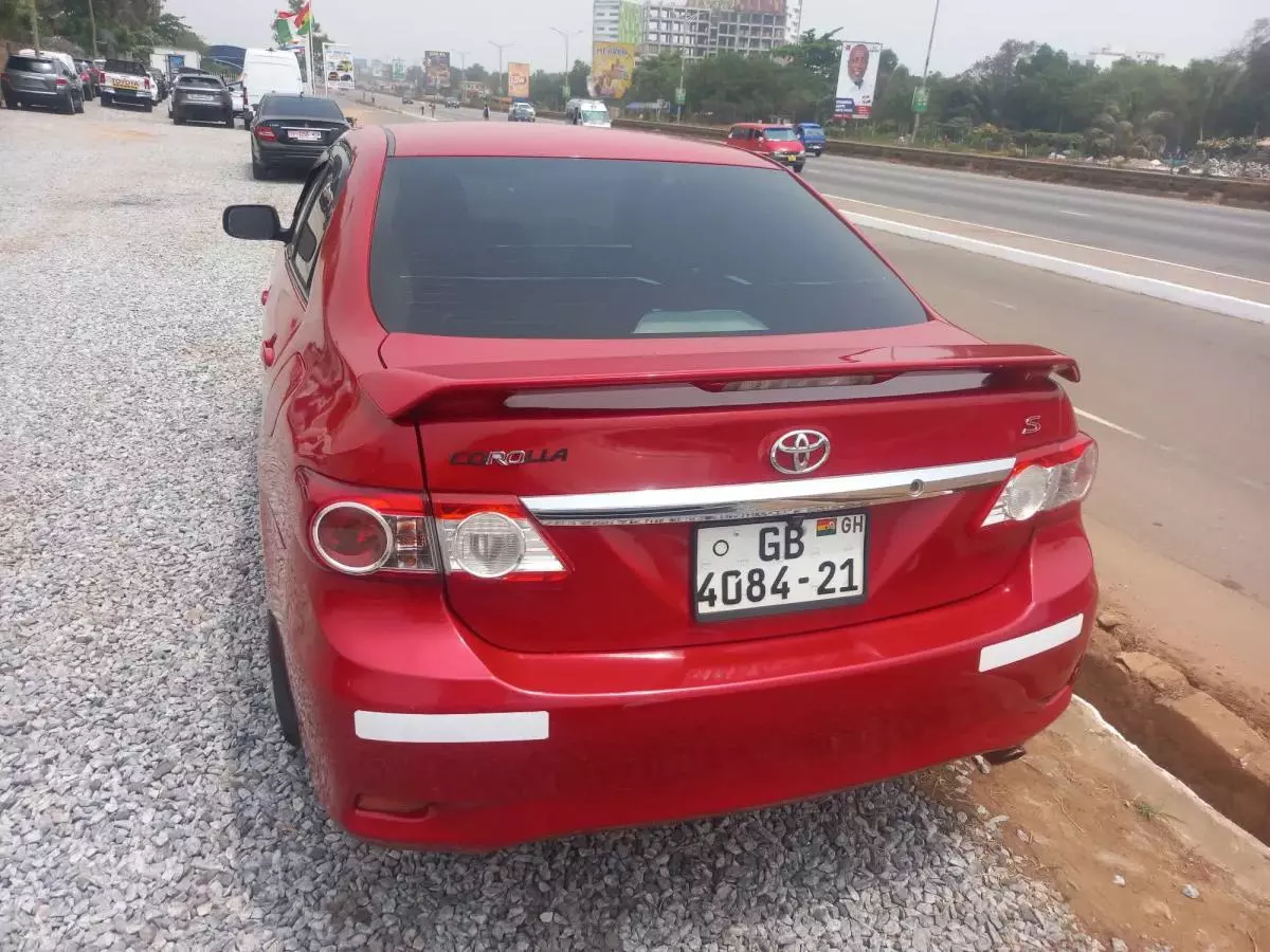 Toyota Corolla - 2013