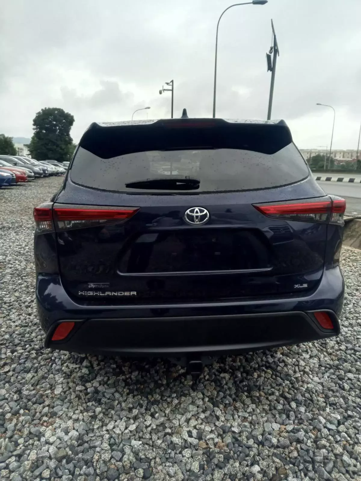 Toyota Highlander   - 2021